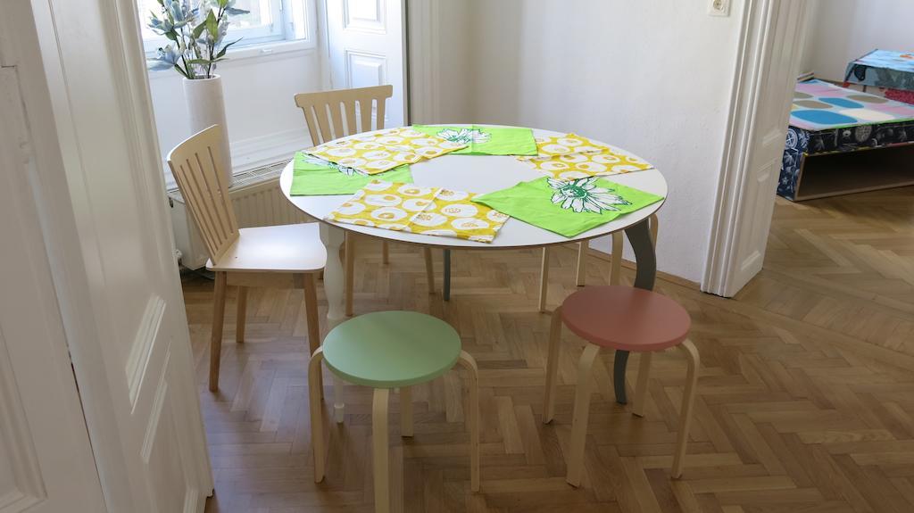 Aeki City Vienne Chambre photo